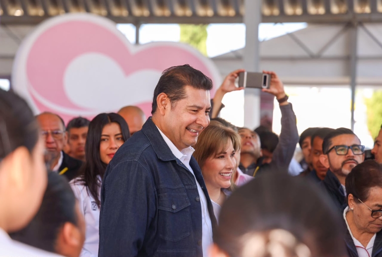 Gobierno estatal lleva salud, apoyos y bienestar a las familias poblanas