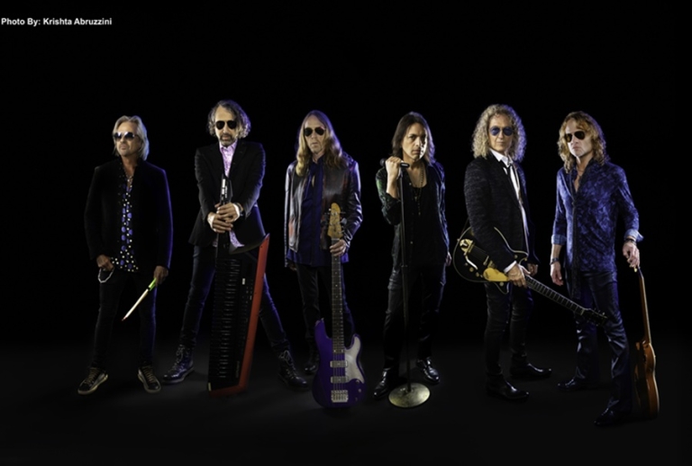 Foreigner regresa a México para celebrar 50 años de rock