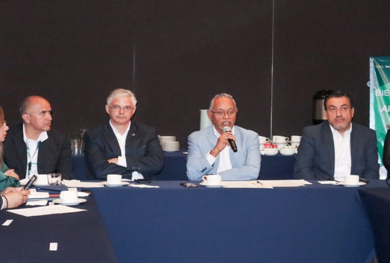 Refuerza Conalep Puebla trabajo conjunto con sectores productivo, educativo y social