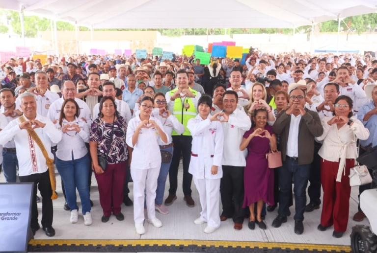 Impulsa gobierno estatal formación médica y amplía oportunidades para juventudes de la mixteca