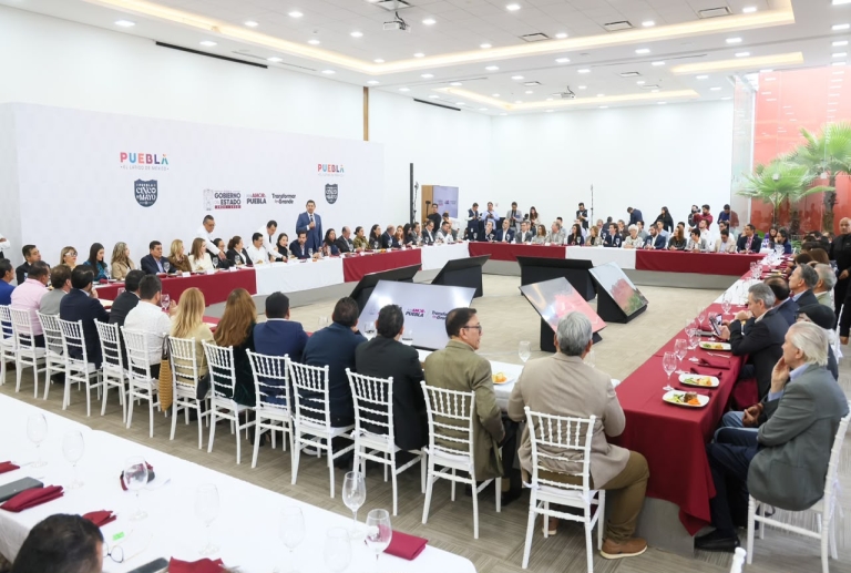Alianza con empresarios acelera saneamiento integral del río Atoyac
