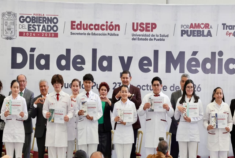 USEP abre camino a nuevas generaciones de médicas y médicos: Armenta