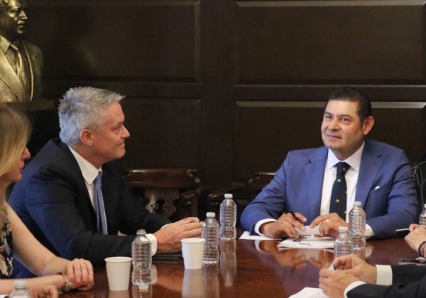 Armenta, comprometido a promover una mayor representación de las mujeres en puestos de liderazgo