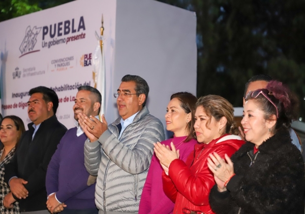 Puebla se vive y recorre en familia: Sergio Salomón, inaugura rehabilitación del “Paseo de Gigantes”