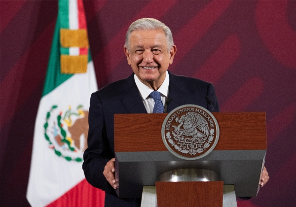 Propone AMLO a concesionarios de ferrocarriles operar trenes de pasajeros en México