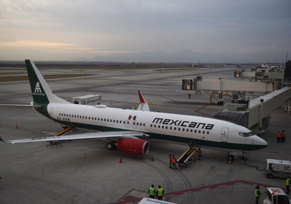 Mexicana de Aviación reinicia operaciones bajo la administración de la Sedena