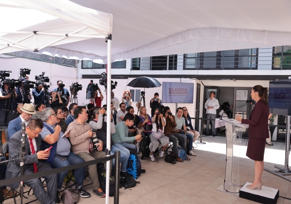 Claudia Sheinbaum estima más de 21 millones de niñas, niños y jóvenes beneficiados durante su sexenio con la beca para estudiante de educación básica