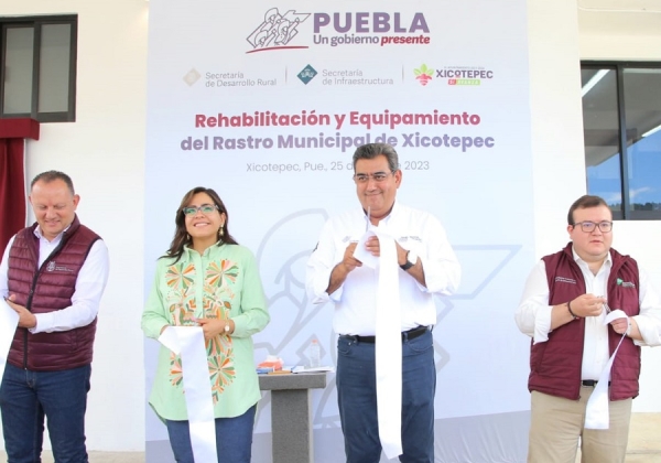 Inaugura Sergio Salomón rastro en Xicotepec; refleja trabajo coordinado con los municipios