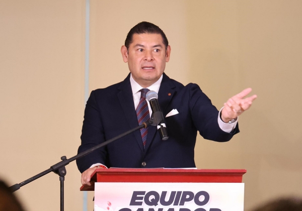 Gobierno transparente, sin privilegios de poder y con austeridad para atender al pueblo, reafirma Armenta