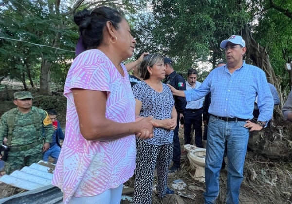 Acude Sergio Salomón a Venustiano Carranza para verificar daños por inundaciones