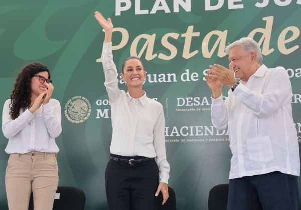 Claudia es una ‘giganta’; tendrá el respeto de todos los gobiernos extranjeros: AMLO