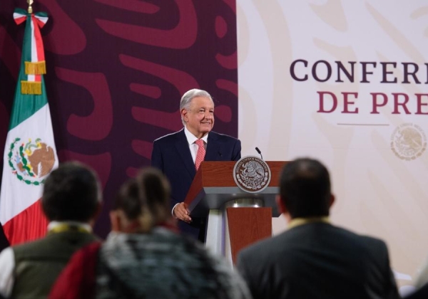 Confía AMLO en retiro de la CNTE del Zócalo antes del 29 de mayo