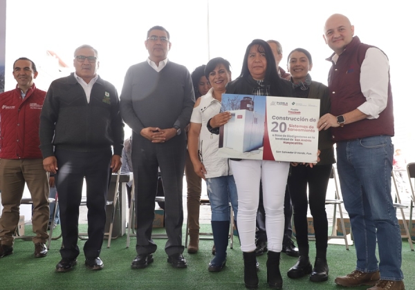 Con obras carreteras, gobierno estatal reactiva desarrollo económico de Puebla