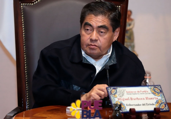 Devolverá gobierno estatal dignidad a la vida notarial, asegura Barbosa Huerta