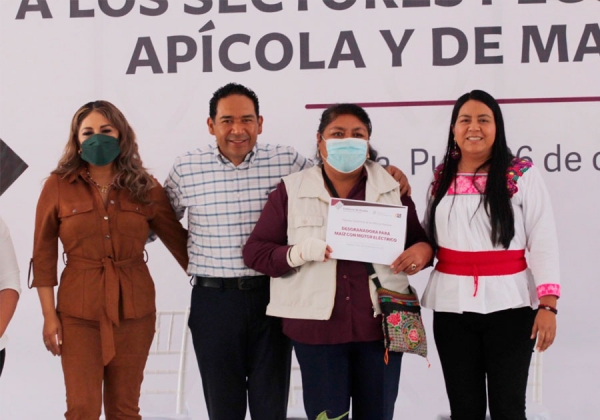 Aplica gobierno nueva política al campo poblano: trato directo con productores y sin corrupción