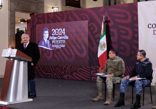 Acusa AMLO al Poder Judicial de proteger a responsables de la desaparición de normalistas