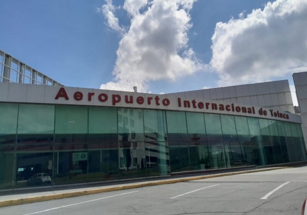 AMLO busca comprar el aeropuerto de Toluca