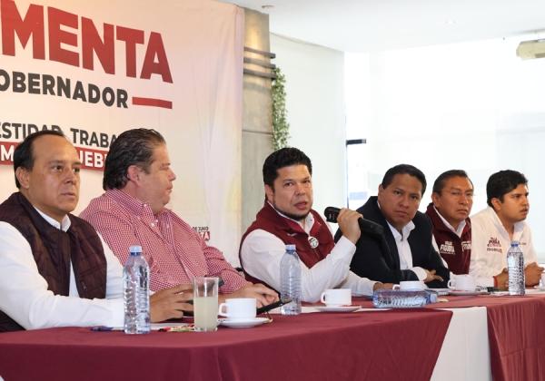 Ven armentistas turbios patrimonios de Rivera y Riestra