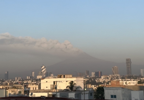 Popocatépetl registró 52 exhalaciones en las últimas 24 horas