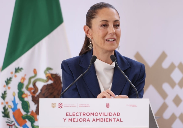 Sheinbaum: ‘Es tiempo de mujeres, lo vimos con Delfina, y es tiempo de la cuarta transformación’
