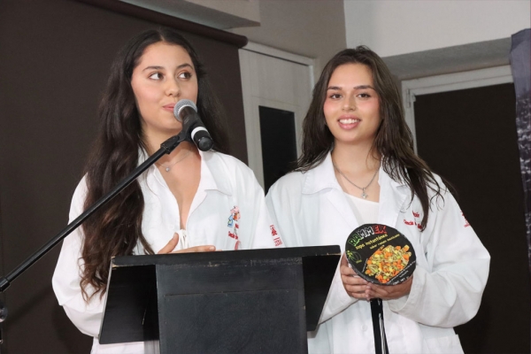 Armenta reconoce iniciativas que promueven la salud comunitaria