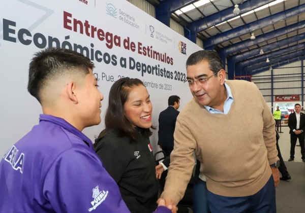 Tiene Puebla un gobierno estatal que fomenta deporte y respalda a atletas