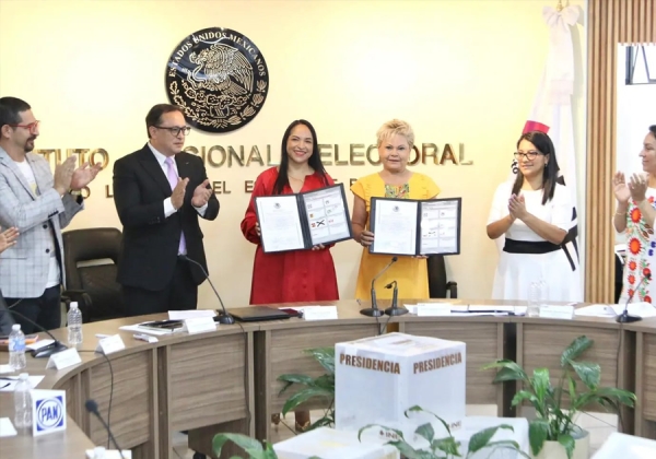 Liz Sánchez recibe constancia de mayoría como Senadora de la República