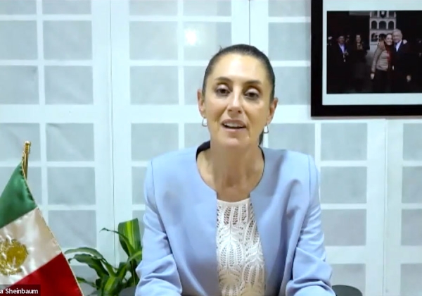 Conversa Claudia Sheinbaum con más de 4 mil 500 yucatecos y yucatecas