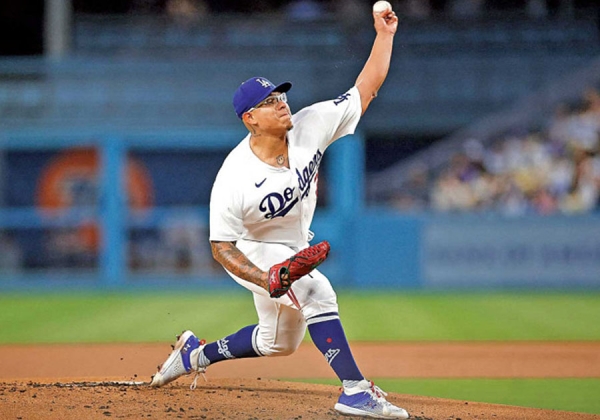 Detienen al lanzador mexicano Julio Urías por violencia doméstica