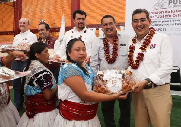 Con obras educativas, Gobierno de Puebla trasciende: Sergio Salomón